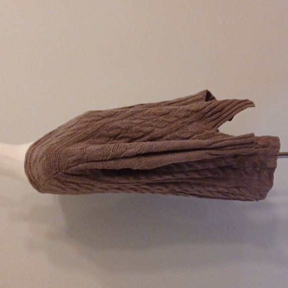 Free People oversized v-neck cable chunky knit sweater side split hem high low - Picture 4 of 16